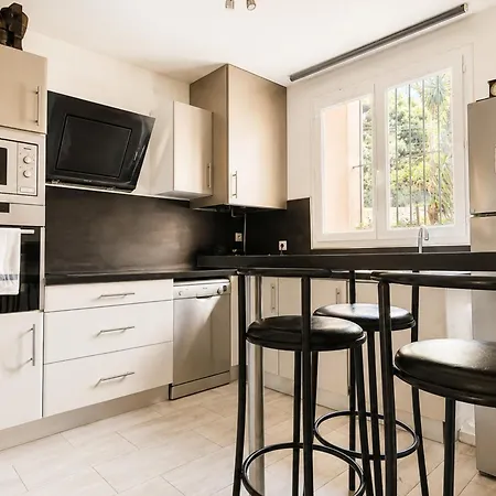 Apartment Ac Duplex With Parking & Terrace Close To The Beaches Benakey