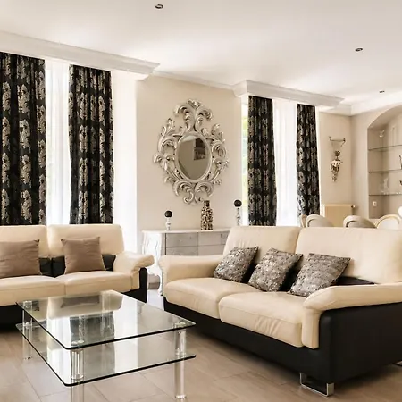 Ac Duplex With Parking & Terrace Close To The Beaches Benakey Apartment
