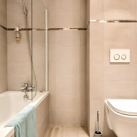 Ac Duplex With Parking & Terrace Close To The Beaches Benakey Apartment Cannes